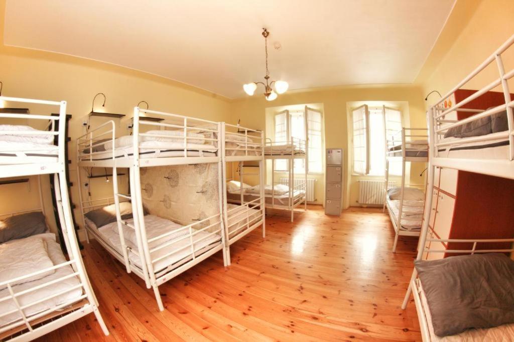 Cama en habitación compartida mixta de 8 camas